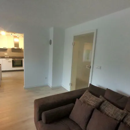 Moderne Helle 2,5 Zimmer Wohnung Mit Grossem Bad Und Kueche In Trossingen Extérieur photo