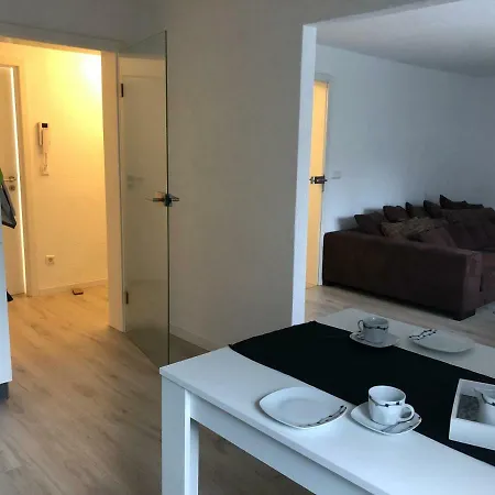 Moderne Helle 2,5 Zimmer Wohnung Mit Grossem Bad Und Kueche In Trossingen Extérieur photo