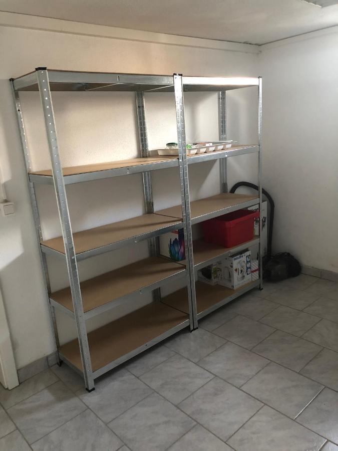 Moderne Helle 2,5 Mit Grossem Bad Und Kueche In Appartement *