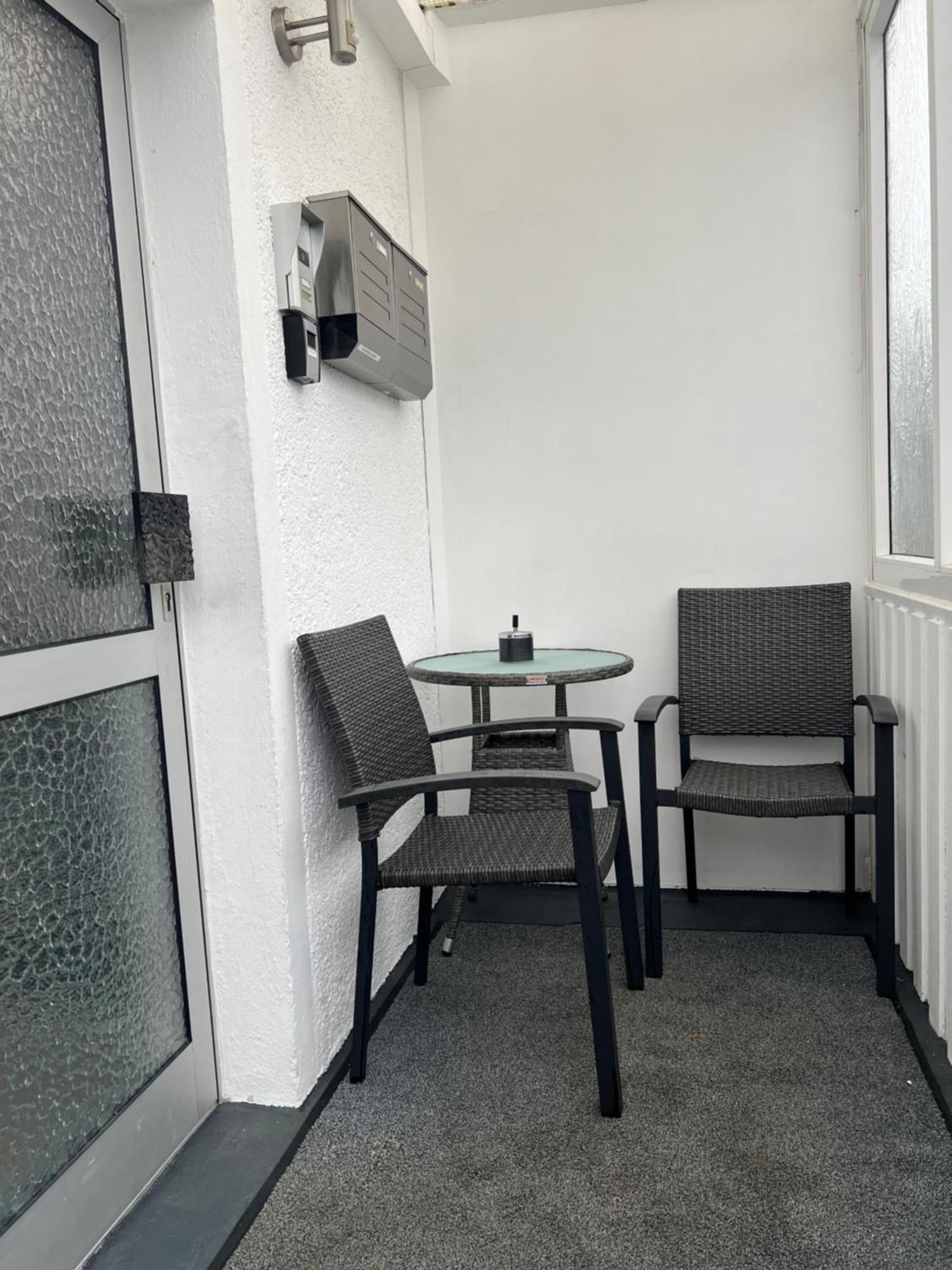 Moderne Helle 2,5 Mit Grossem Bad Und Kueche In Appartement *