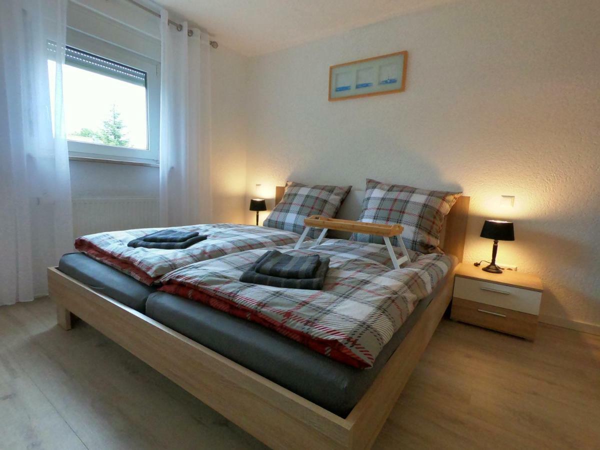 Apartment Moderne Helle 2,5 Mit Großem Bad Und Küche In *