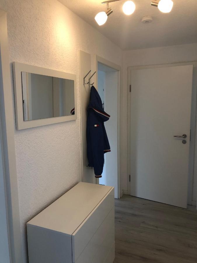 Moderne Helle 2,5 Mit Grossem Bad Und Kueche In Appartement